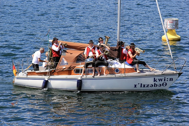 尤其是在经 尤其是在经